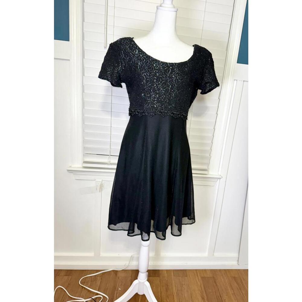 Molly Malloy Evening Black Short Sleeve Dress Size 8